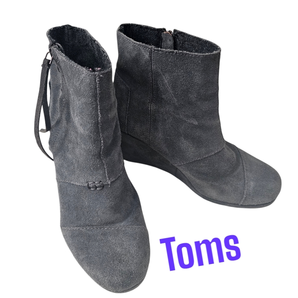 Suede Tom's Wedge Ankle Boots~Size 8